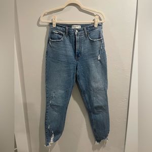 The Skinny High Rise - Abercrombie & Fitch - Size 27